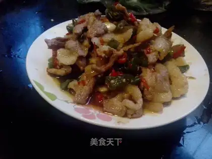 Garlic spicy little fried meat