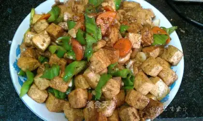 Pepper fried tofu