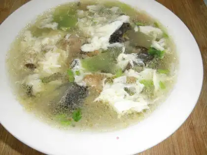 Watermelon and rice egg soup