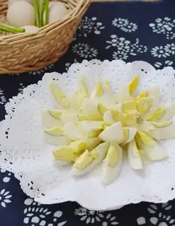 Smoky eggs