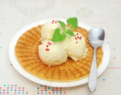 Creamed omelet ice cream