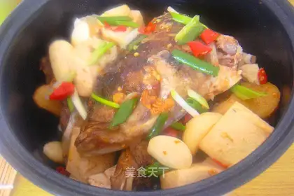 Little fish head tofu
