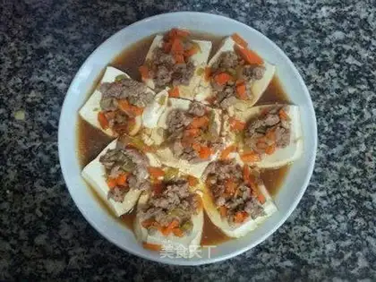 Meat and tofu