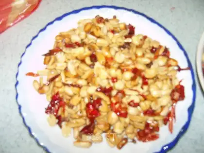 Spicy peanut rice