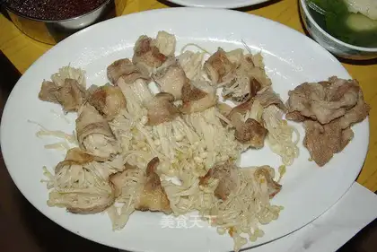 Flammulina velutipes beef roll