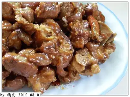 braised pork trotters