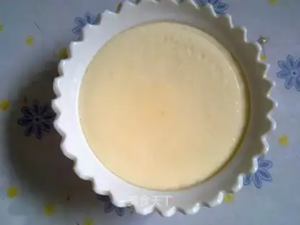 Steamed eggs with milk