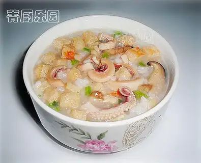 Bean curd, mushroom, dried squid porridge