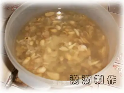 Green bean lily soup