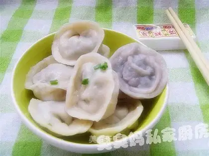 Amaranth Yuanbao Dumplings
