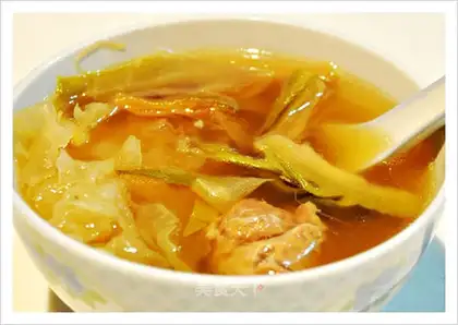 Bawang flower dragon bone stew snow ear