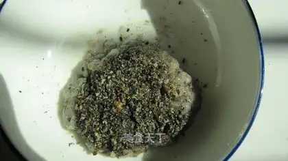 Sesame glutinous rice cake