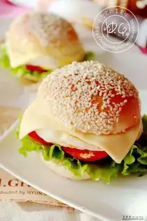 Cheese egg burger
