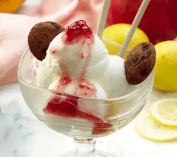 Simple milk ice cream