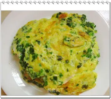 Fried eggs with leek