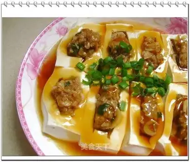 Dongjiang stuffed tofu