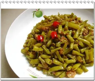 Minced pork and sour beans
