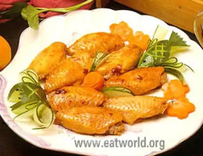 Pan-fried Phoenix Wings with Hundred Flowers