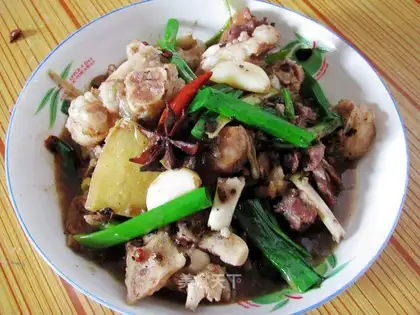 Taste pork knuckle