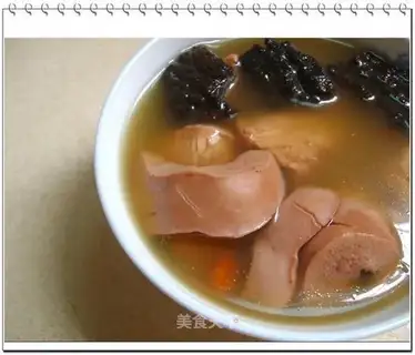 Duzhong Baqin Pork Kidney Soup