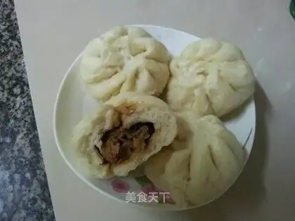 Frozen meat buns