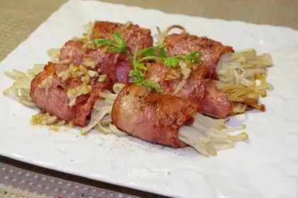 Bacon pinnacle