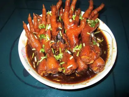 Frozen chicken claws