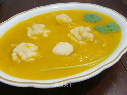 Gold soup fan scallop