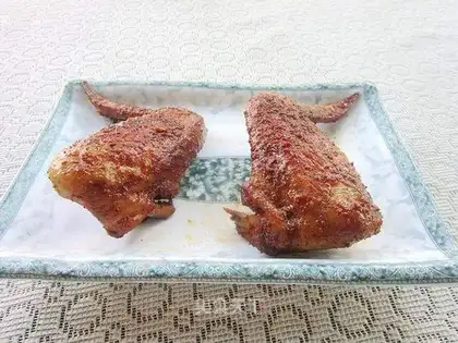 Spicy fried chicken wings