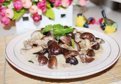 Butter mushrooms