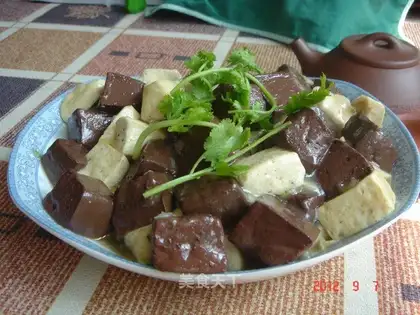 Red and white tofu