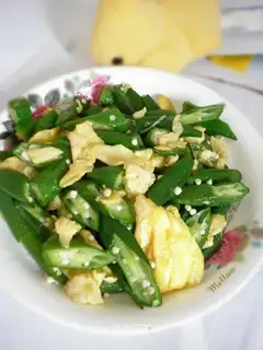 Autumn fried eggs