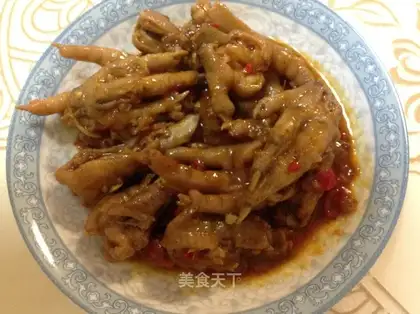 Sour chicken claws