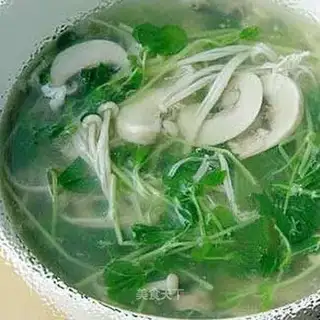 Bean seed mushroom soup