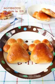 Peanut butter, little foot bread