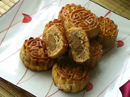 Pineapple lunar pie