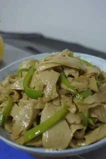 Pepper noodle