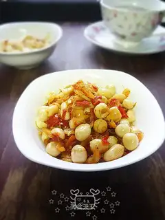 Pepper peanuts