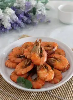 Red burning shrimp