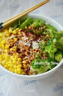Oily noodles