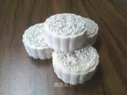Ice mooncake