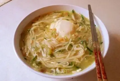 cucumber egg noodles