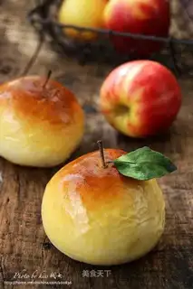 Apple bread
