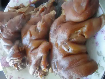 Pork hoof