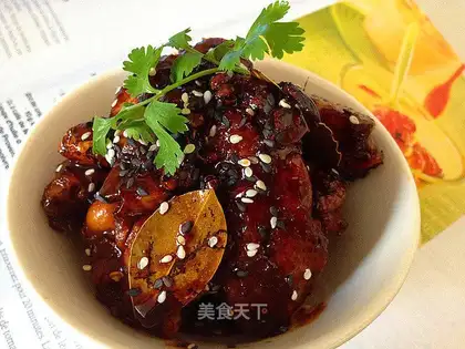 Red chicken wings