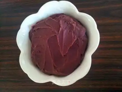 Homemade red bean sand