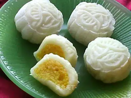 Mango coconut ice-cream mooncake