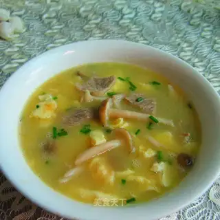 Egg-skinee mushroom meatloaf soup