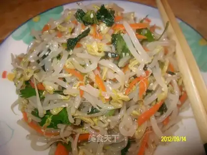 Cold bean sprouts
