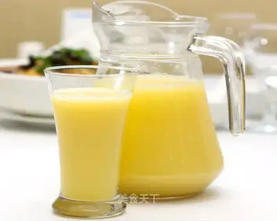 Milky corn juice